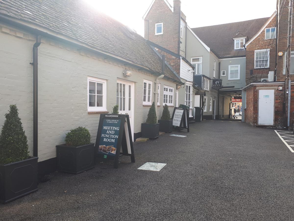 1777. At The Albion Hotel Wimborne Minster Bagian luar foto